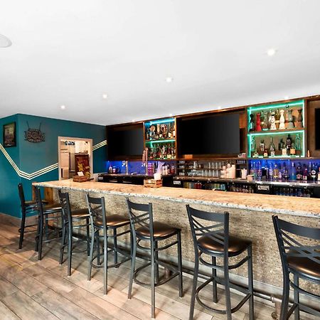 埃尔森特罗8号州际公路凯富套房酒店 外观 照片