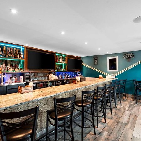 埃尔森特罗8号州际公路凯富套房酒店 外观 照片